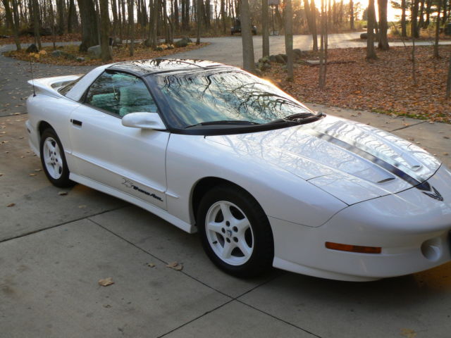 1994 Pontiac Trans Am 25th Anniversary Edition - photo 2