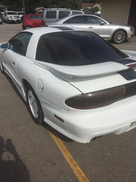 1994 Pontiac Trans Am BASE - photo 4