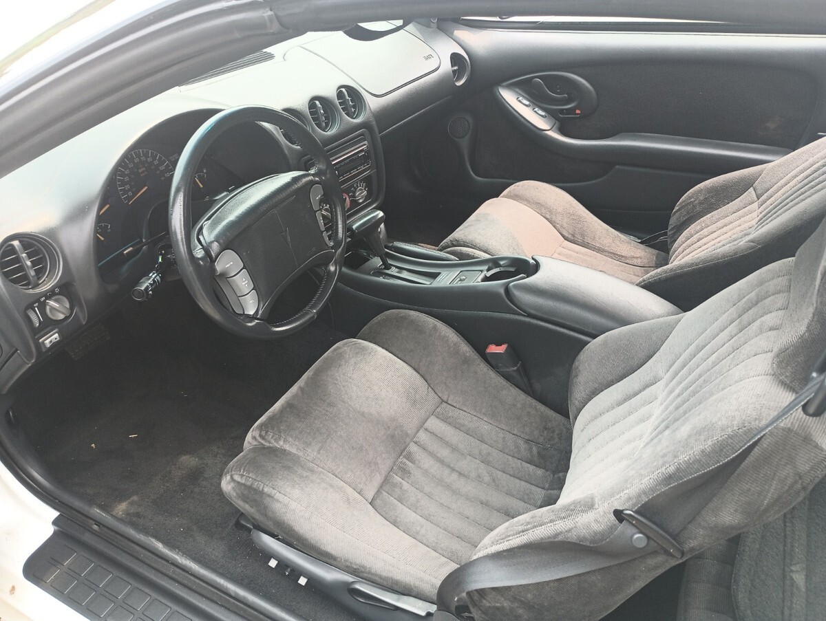 1994 Pontiac Trans Am - photo 9