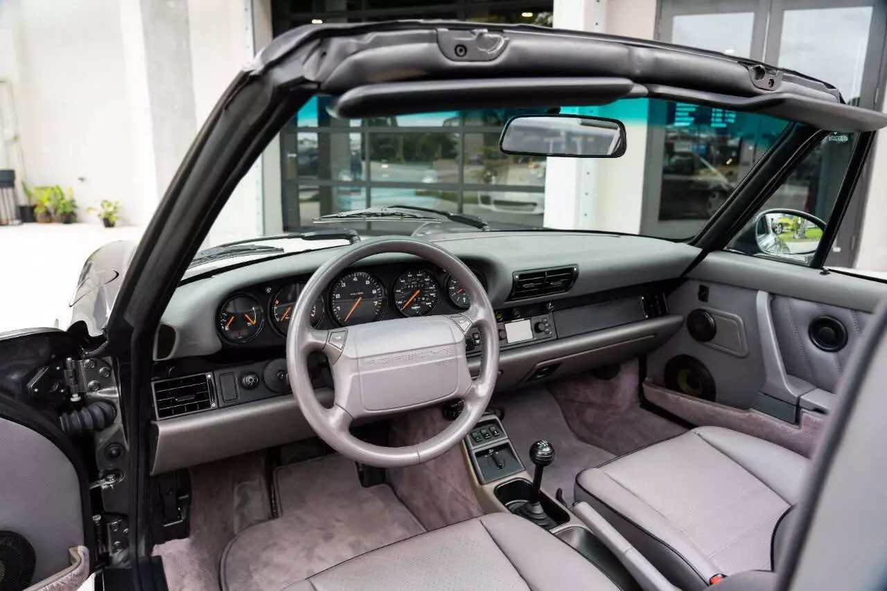 1994 Porsche 911 Carrera 2 2dr Targa Coupe - photo 5