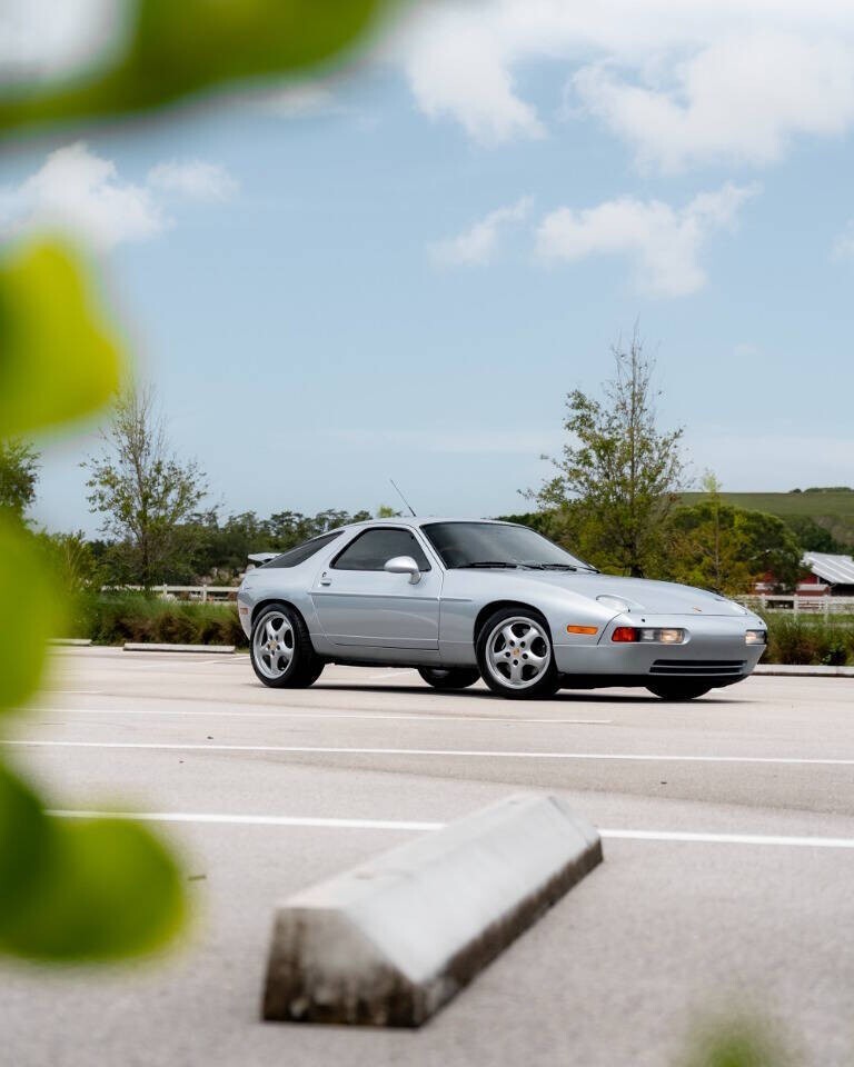 1994 Porsche 928 GTS 2dr Hatchback - photo 13