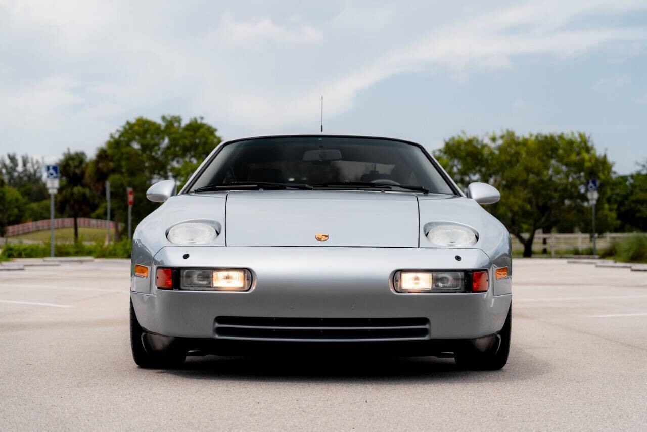 1994 Porsche 928 GTS 2dr Hatchback - photo 3