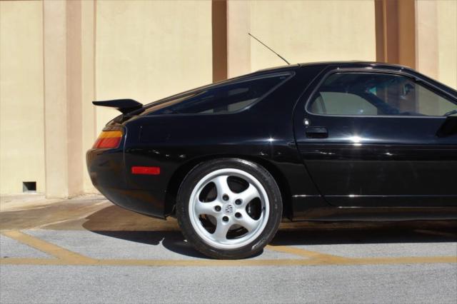 1994 Porsche 928 GTS - photo 3