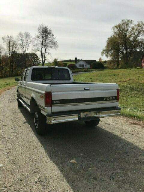 1994 Ford F-350 XLT - photo 4