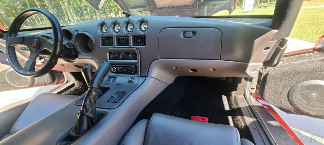1994 Dodge Viper RT/10 - photo 11