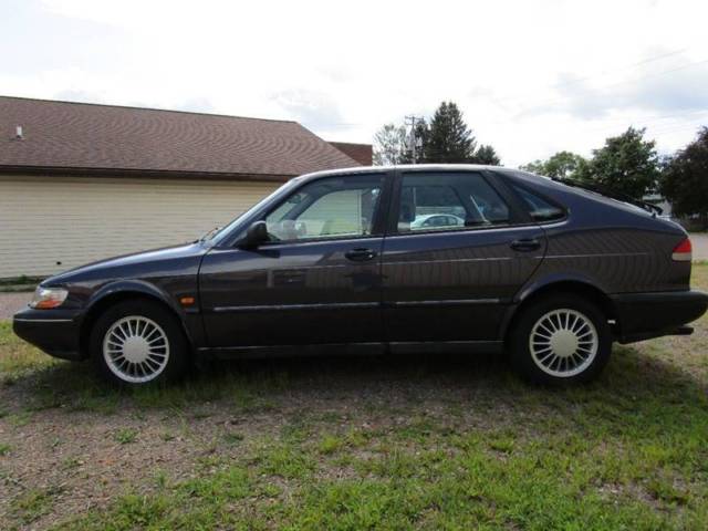 1994 Saab 900 SE V6 4dr Hatchback - photo 11