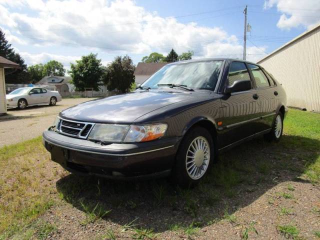1994 Saab 900 SE V6 4dr Hatchback - photo 4