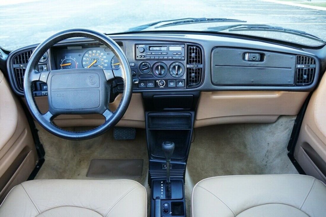 1994 Saab 900 900S 900 S Convertible SUPER CLEAN - photo 3