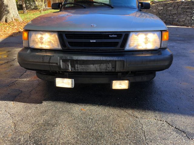 1994 Saab 900 2 Door Hatchback - photo 3