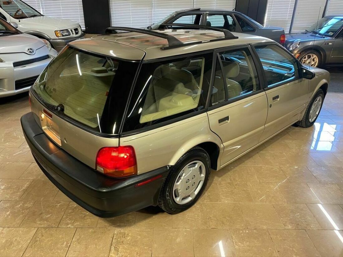 1994 Saturn S-Series SW1 4dr Wagon - photo 3