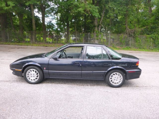 1994 Saturn SL-2 4dr Sedan ONE OWNER LOW MILES NO RESERVE 1994 Saturn S-Series SL-2