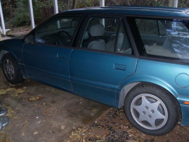 1994 Saturn S-Series Base Wagon 4-Door - photo 2