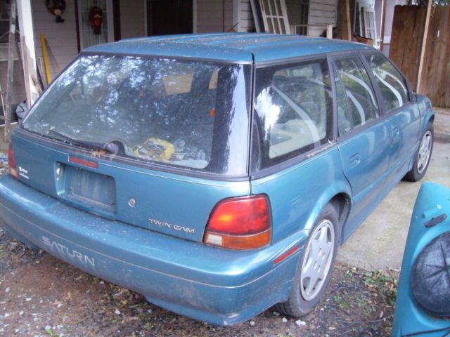 1994 Saturn S-Series Base Wagon 4-Door - photo 3
