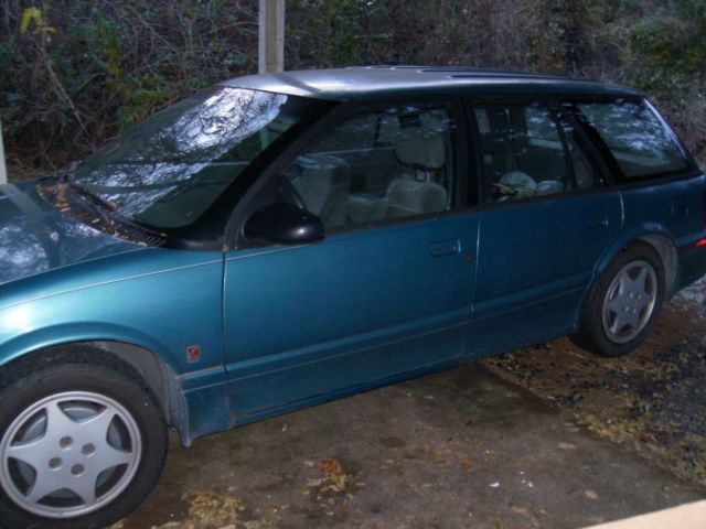 1994 Saturn S-Series Base Wagon 4-Door - photo 9