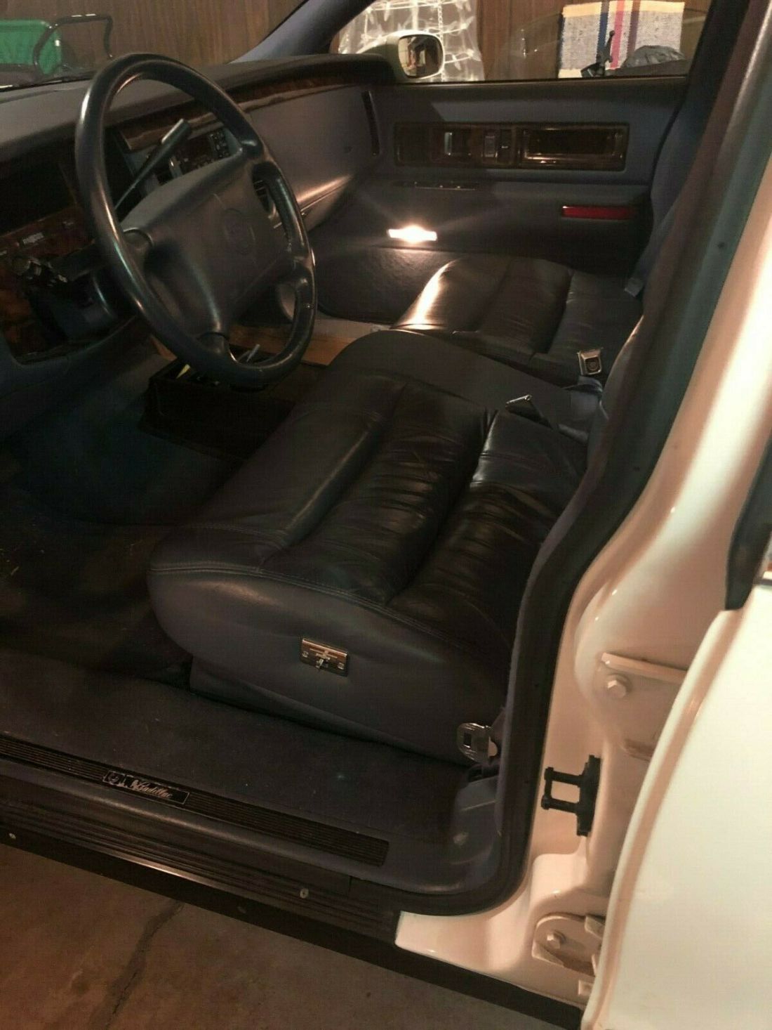 1994 Cadillac Fleetwood - photo 6