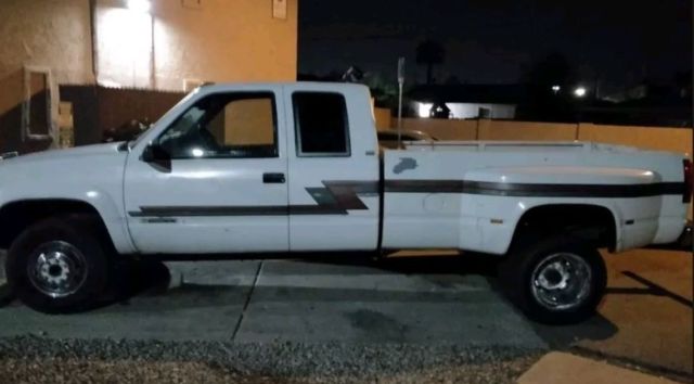 1994 Chevrolet C/K Pickup 3500 - photo 9