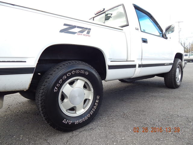 1994 Chevrolet Silverado 1500 4X4 SHORT BED - photo 3
