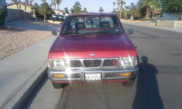 1994 Nissan Other Pickups - photo 2