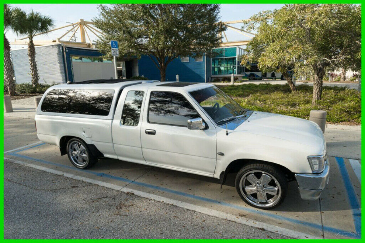 1994 SR5 V6 2dr Extended Cab SB Used 3L V6 12V Automatic RWD Pickup Truck 1994 Toyota 2WD Trucks SR5 V6 2dr Extended Cab SB