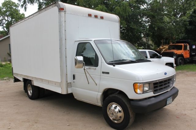 1994 Ford E-Series Van Standard - photo 9