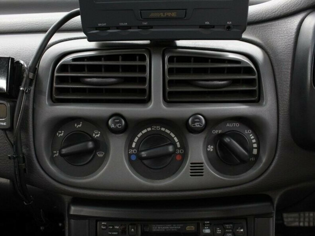 1994 Subaru Impreza - photo 12
