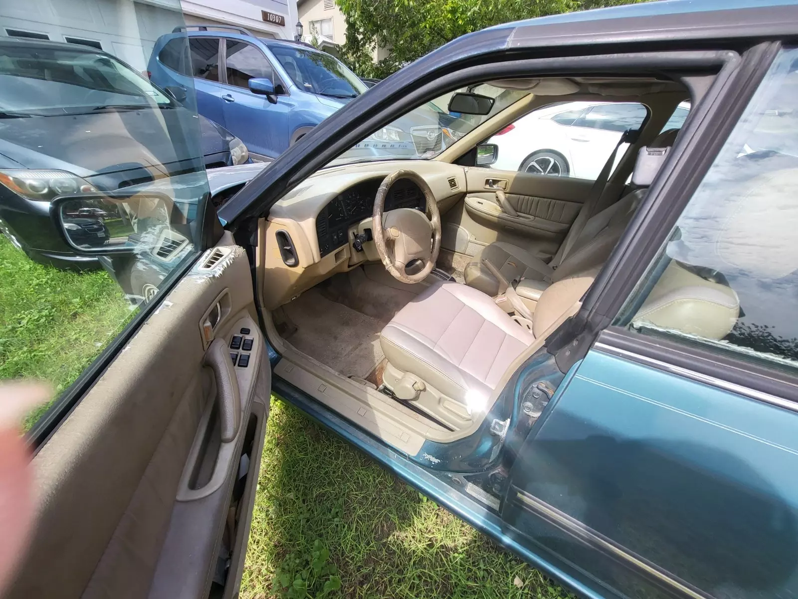 1994 Subaru Legacy LS - photo 7