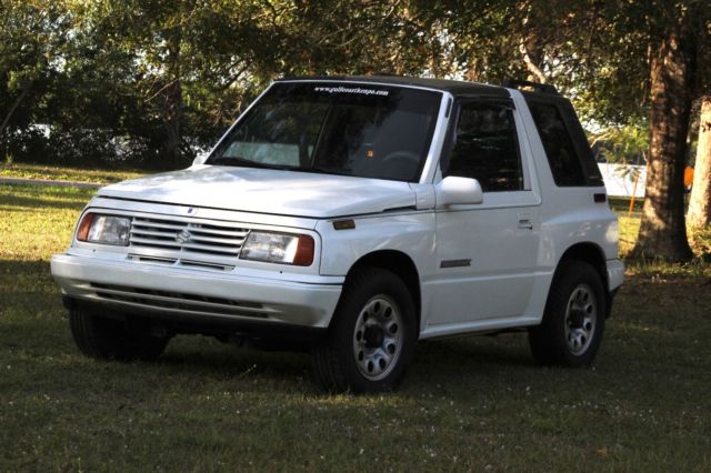 1994 Suzuki Sidekick 2 door HARTOP - photo 2