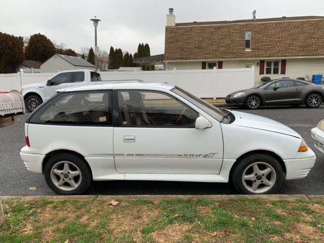 1994 Suzuki Swift GT - photo 4