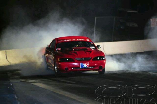 1994 Ford Mustang SVT - photo 2