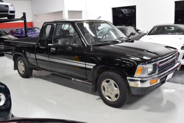 1994 Toyota 2WD Pickups DX