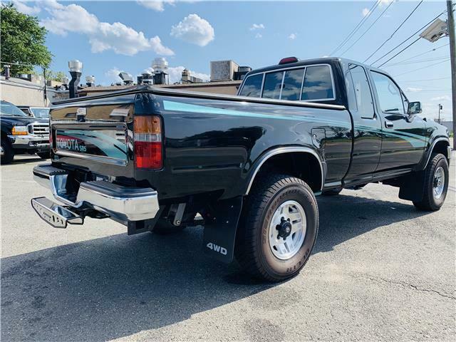1994 Toyota 4WD Pickups SR5 - photo 10