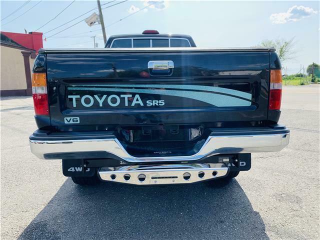 1994 Toyota 4WD Pickups SR5 - photo 12