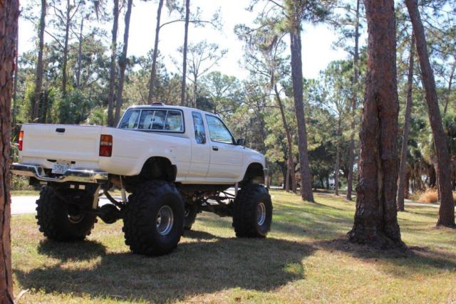 1994 Toyota CLEAN. NOT A TACOMA! - photo 5