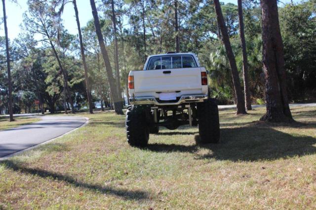 1994 Toyota CLEAN. NOT A TACOMA! - photo 6