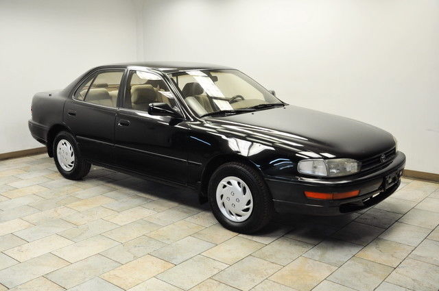 1994 Toyota Camry LE - photo 3