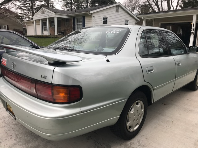 1994 Toyota Camry LE - photo 4