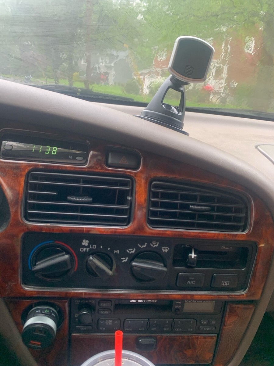 1994 Toyota Camry LE - photo 5