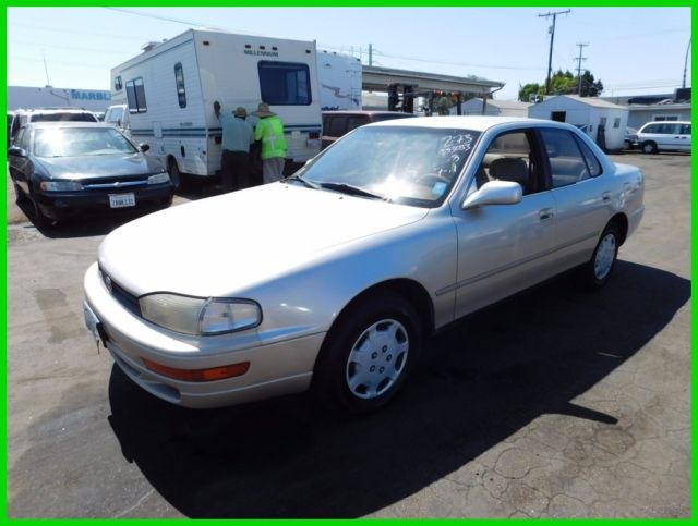 1994 Toyota Camry LE 2.2L I4 16V Automatic Sedan NO RESERVE 1994 Toyota Camry LE