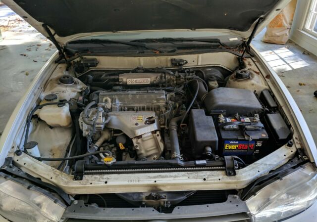 1994 Toyota Camry LE - photo 10