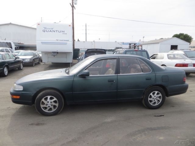 1994 Toyota Camry LE - photo 8