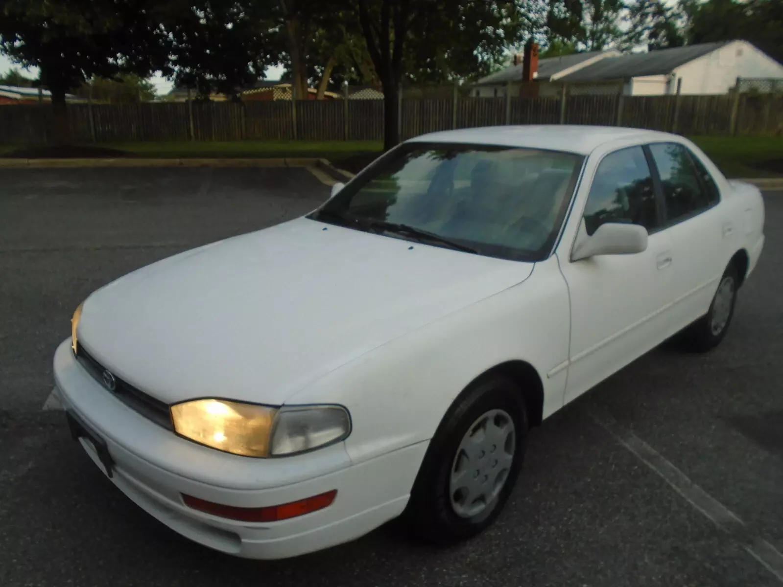 1994 TOYOTA CAMRY NO RESERVE- 91K ORIGINAL MILES-YES 91K-SENIOR OWNED NO RESERVE 1994 Toyota Camry