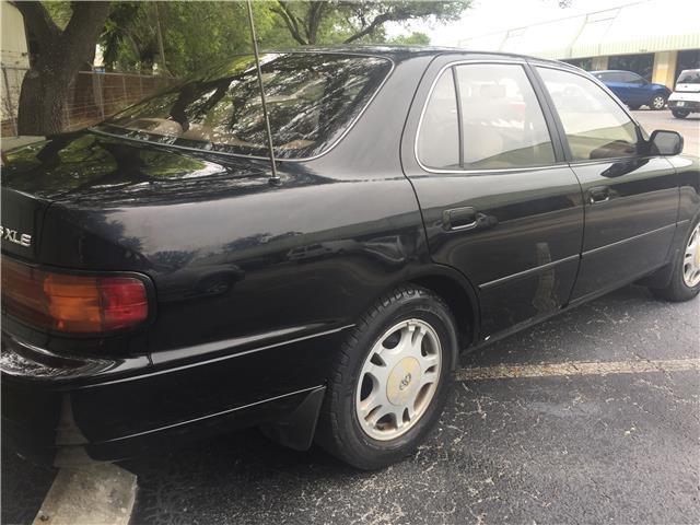 1994 Toyota Camry XLE - photo 4