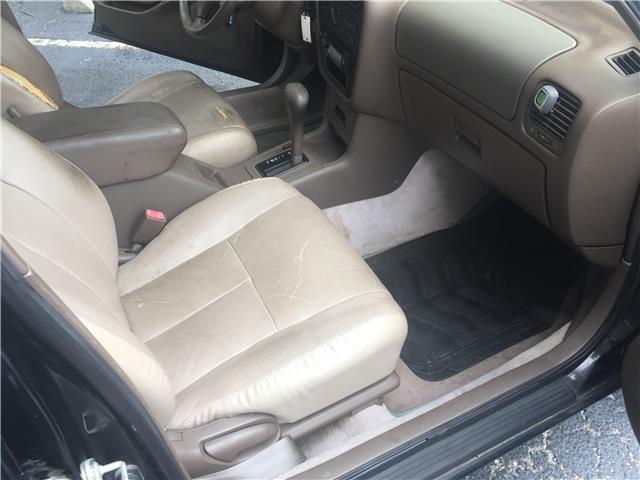 1994 Toyota Camry XLE - photo 9
