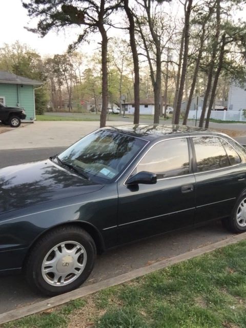 1994 Toyota Camry XLE - photo 2