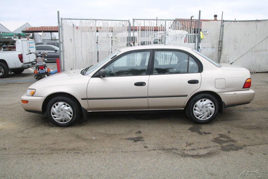 1994 Toyota Corolla DX - photo 3