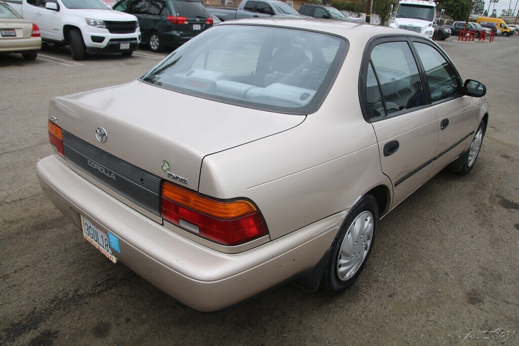 1994 Toyota Corolla DX - photo 6