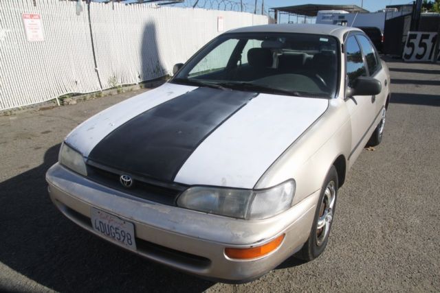 1994 Toyota Corolla DX Automatic 4 Cylinder NO RESERVE 1994 Toyota Corolla DX