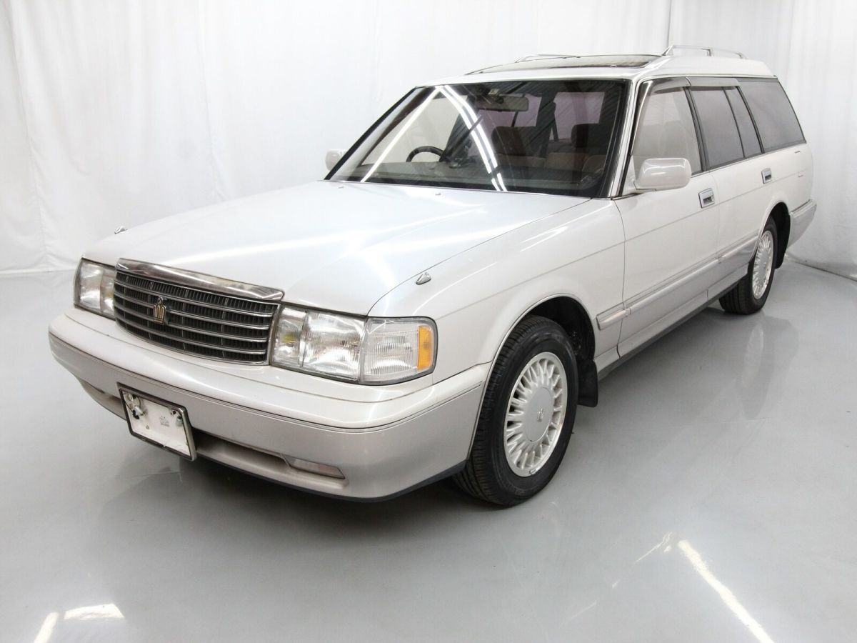 1994 Toyota Crown - photo 4