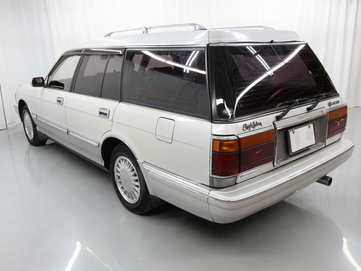 1994 Toyota Crown - photo 6