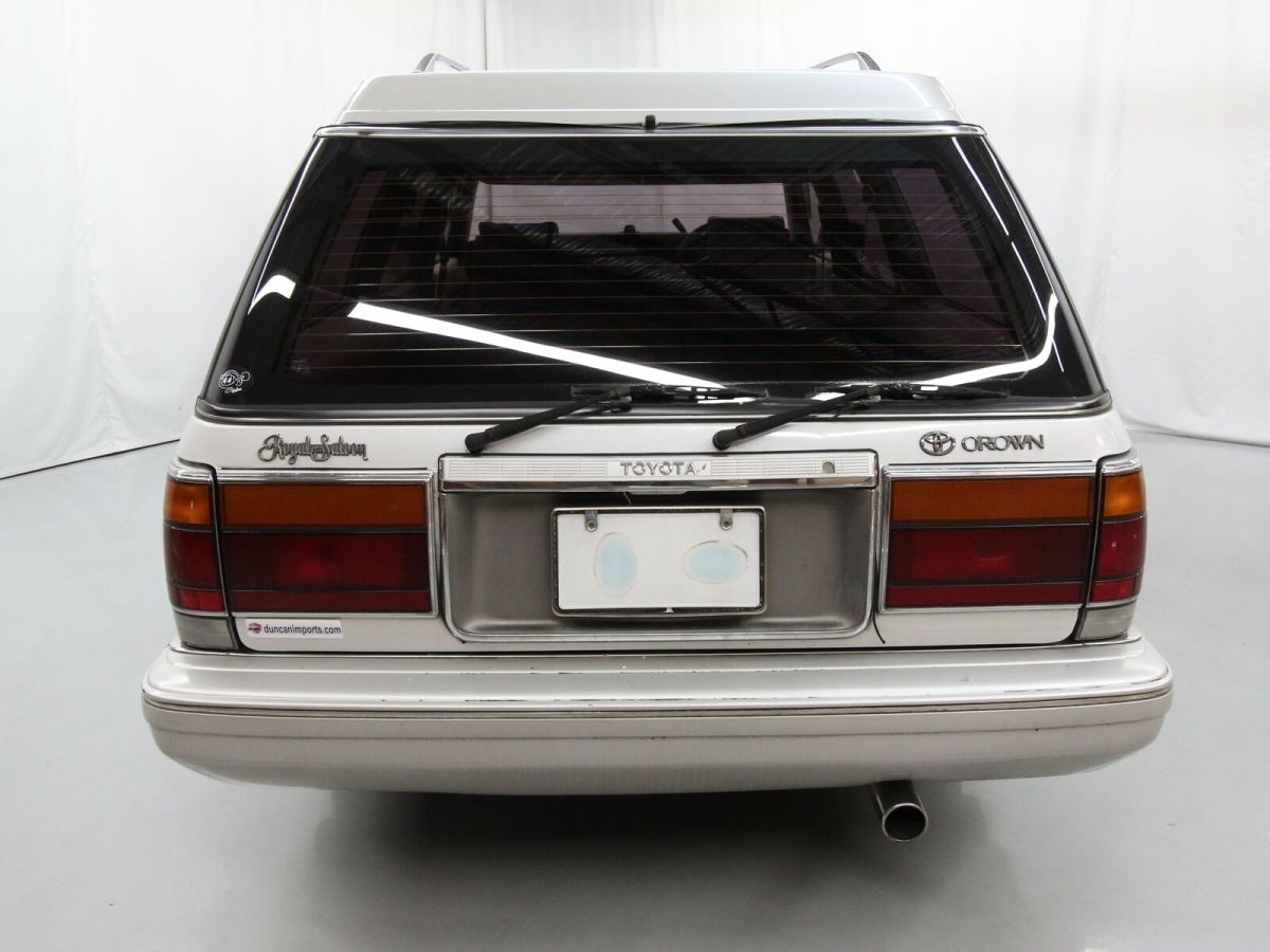 1994 Toyota Crown - photo 7